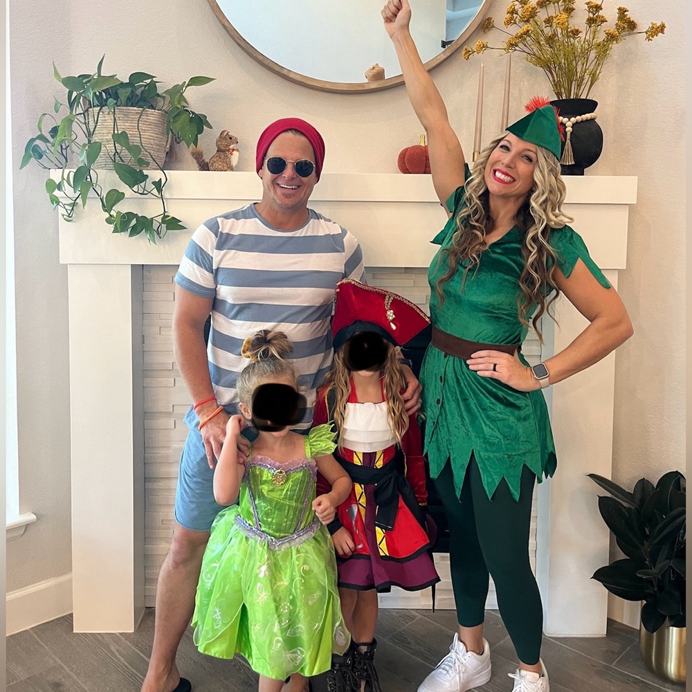 Peter Pan family Halloween costume set (Peter, Captain Hook, Tinkerbell)